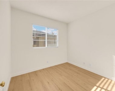 123 S Orange Ave - Photo Thumbnail 30