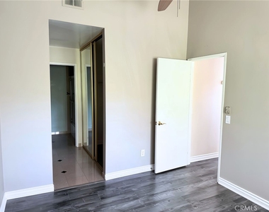 2350 Sutter - Photo Thumbnail 11