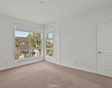 9608 Nova Place - Photo Thumbnail 15