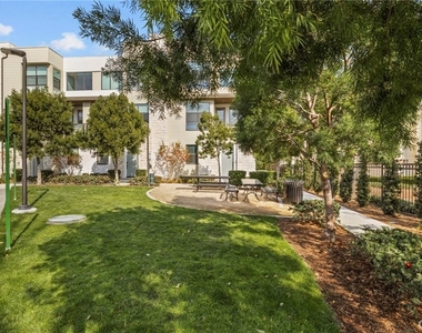 9608 Nova Place - Photo Thumbnail 29