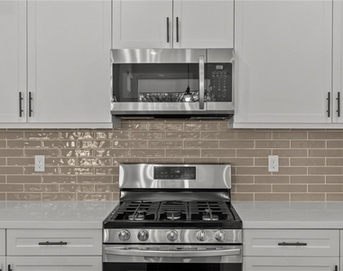 9608 Nova Place - Photo Thumbnail 7