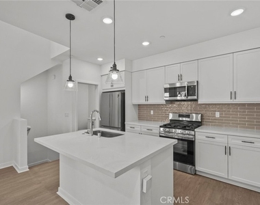 9608 Nova Place - Photo Thumbnail 4