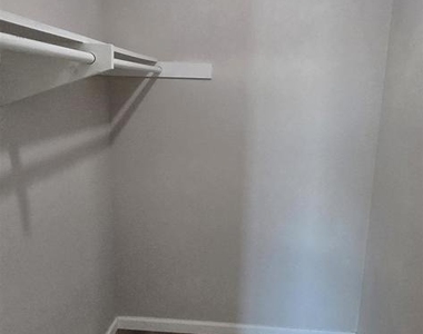 74 Connoley Circle - Photo Thumbnail 17