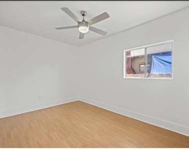 3815 Birch - Photo Thumbnail 15