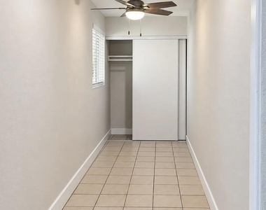 11016 Kendall Road - Photo Thumbnail 11