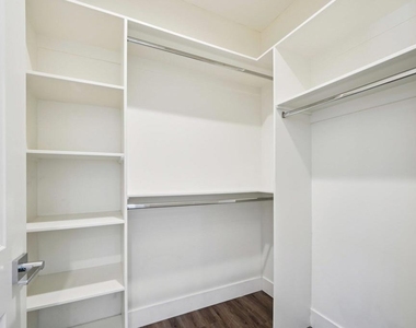 1406 S Alta Vista Avenue - Photo Thumbnail 19