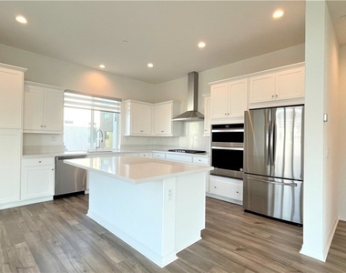 152 Sawbuck - Photo Thumbnail 14