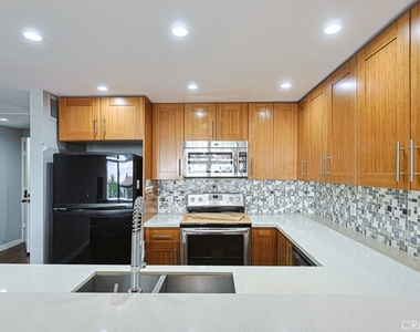 9322 Marina Pacifica N - Photo Thumbnail 5