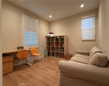 116 Rotunda - Photo Thumbnail 2