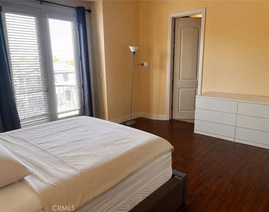 1754 257th Street - Photo Thumbnail 6