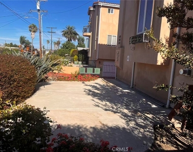 1754 257th Street - Photo Thumbnail 3