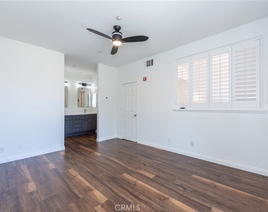 1905 Crescent Oak - Photo Thumbnail 13