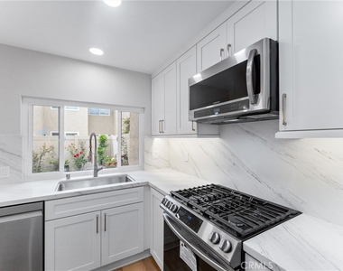 44 Elksford Avenue - Photo Thumbnail 19