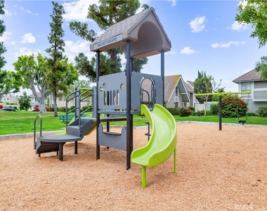 44 Elksford Avenue - Photo Thumbnail 53