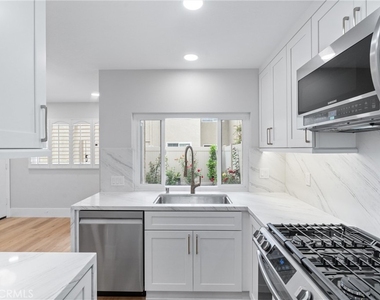 44 Elksford Avenue - Photo Thumbnail 21