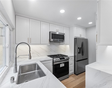 44 Elksford Avenue - Photo Thumbnail 9