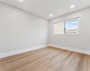 44 Elksford Avenue - Photo Thumbnail 35
