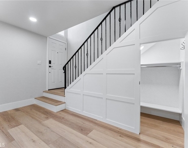 44 Elksford Avenue - Photo Thumbnail 13