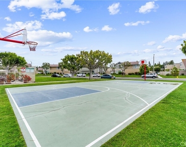 44 Elksford Avenue - Photo Thumbnail 54