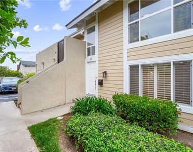 44 Elksford Avenue - Photo Thumbnail 1