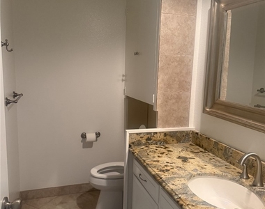 938 Avenida Majorca - Photo Thumbnail 8