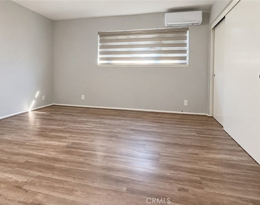 448 E Walnut Avenue - Photo Thumbnail 7