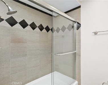 23285 Buckland - Photo Thumbnail 23