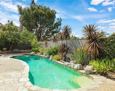 23285 Buckland - Photo Thumbnail 9