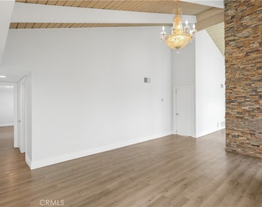 23285 Buckland - Photo Thumbnail 17