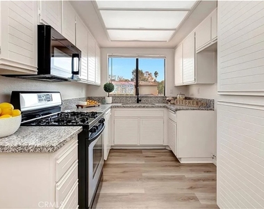 25245 Tanoak  Ln. - Photo Thumbnail 7