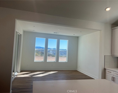 28330 Old Springs - Photo Thumbnail 2