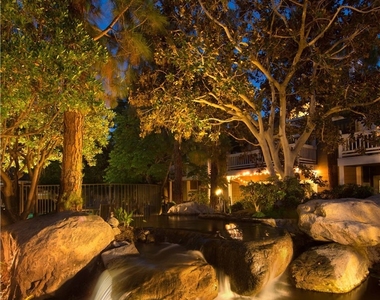 750 Wesleyan Bay - Photo Thumbnail 11