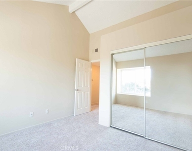 750 Wesleyan Bay - Photo Thumbnail 6