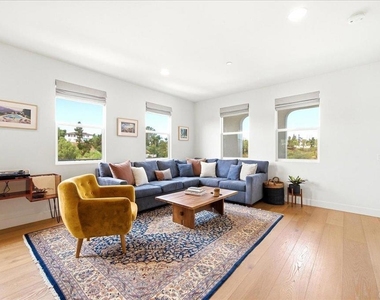 1838 Arroyo Willow Lane - Photo Thumbnail 9