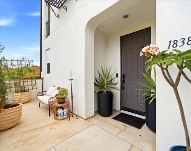 1838 Arroyo Willow Lane - Photo Thumbnail 3