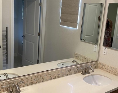 1837 Worthington Circle - Photo Thumbnail 13
