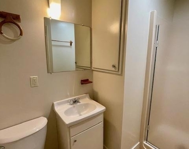 4035 Verdosa Drive - Photo Thumbnail 12