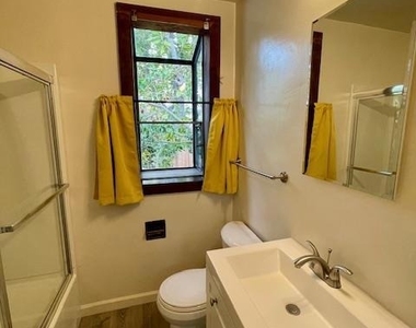 4035 Verdosa Drive - Photo Thumbnail 19