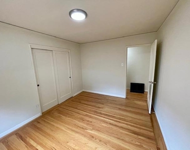 4035 Verdosa Drive - Photo Thumbnail 17