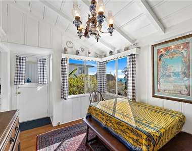 483 Aster Street - Photo Thumbnail 7