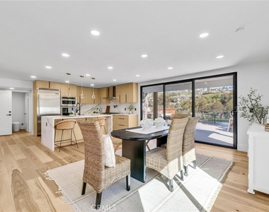 2241 Avenida Salvador - Photo Thumbnail 7