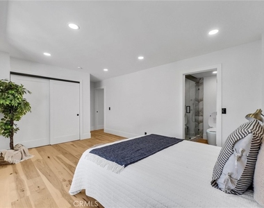 2241 Avenida Salvador - Photo Thumbnail 17