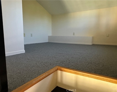 538 Iris Street - Photo Thumbnail 18