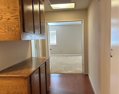 538 Iris Street - Photo Thumbnail 15