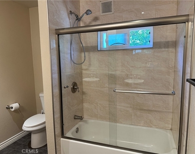 538 Iris Street - Photo Thumbnail 27