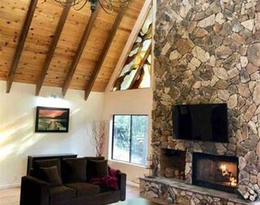 27957 Lakes Edge - Photo Thumbnail 34