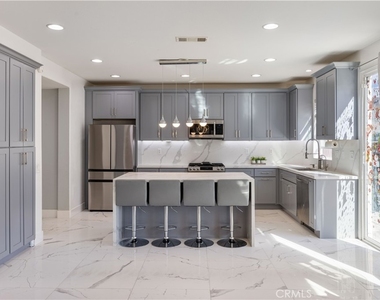 25090 Acorn Court - Photo Thumbnail 13