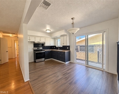 11252 Bellaire Street - Photo Thumbnail 4
