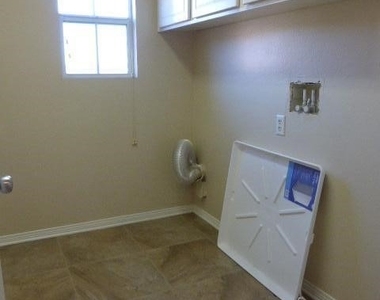 11408 Figtree Terrace - Photo Thumbnail 35