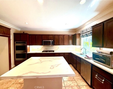 11408 Figtree Terrace - Photo Thumbnail 10
